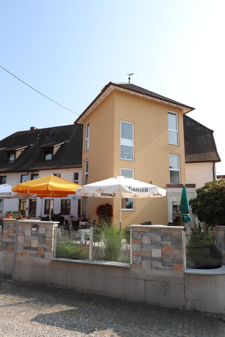 Gasthof Zum Kreuz Neuenburg am Rhein Exterior photo